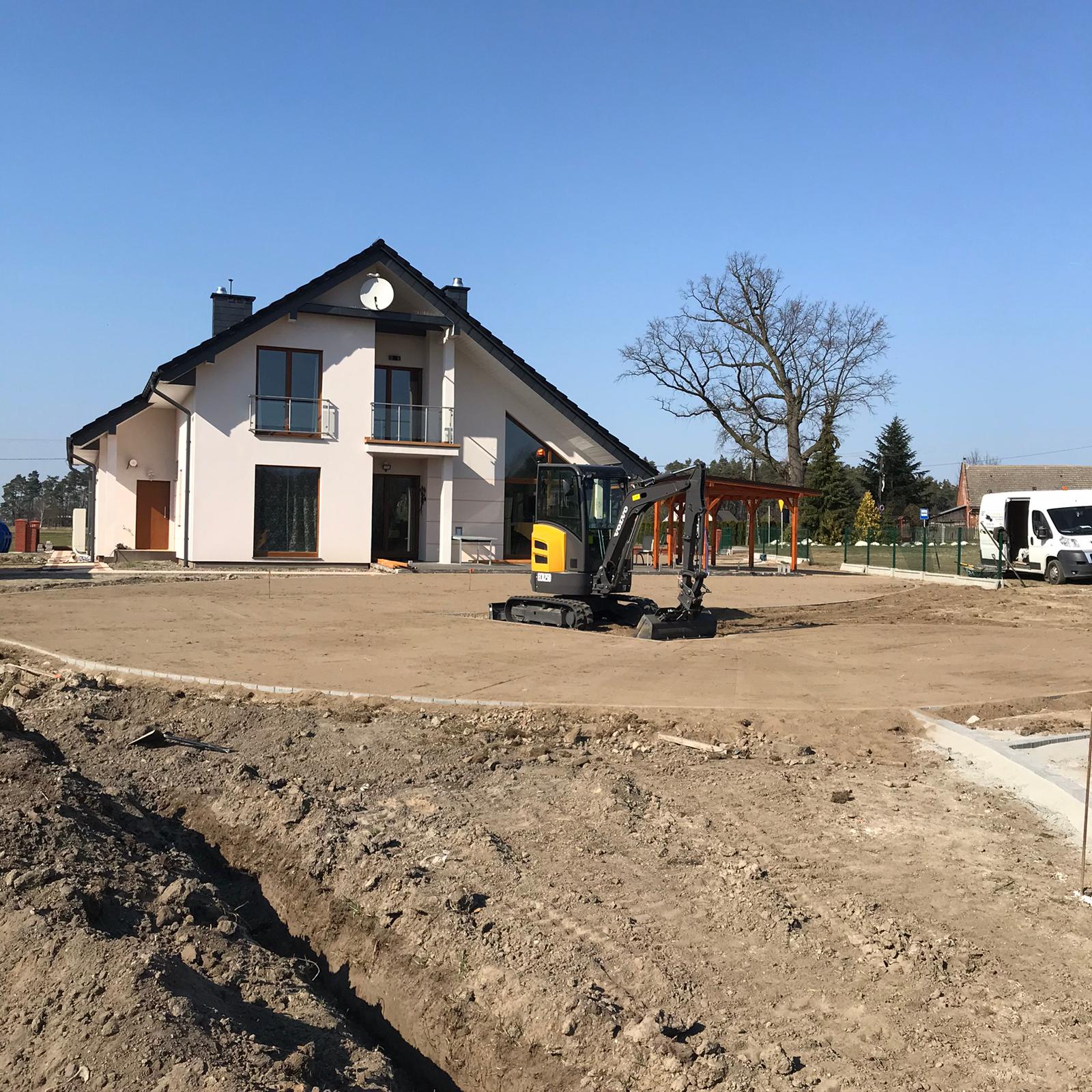 Przygotowanie terenu wokół domu